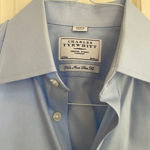 Charles Tyrwhitt Oxford Non-Iron Extra Slim Fit 15/33 French Cuff